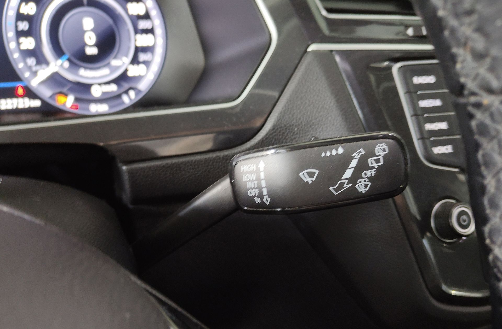 Volkswagen Tiguan 2.0 TSI 4Motion BMT DSG - foto 29