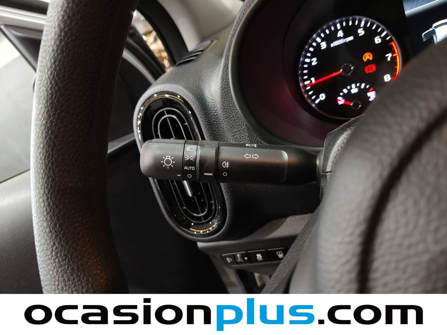 Equipamiento del KIA Picanto KIA Picanto 1.0 DPi Concept Pack Comfort (67 CV)