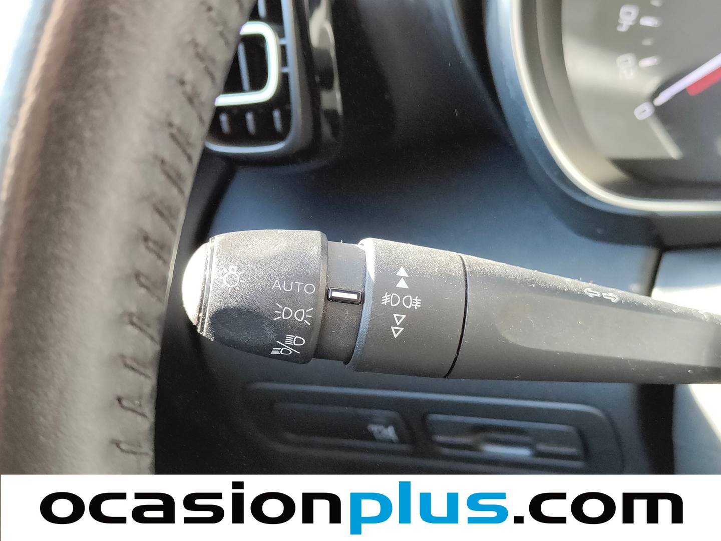 Acabados Citroën C3 Aircross Citroën C3 Aircross BlueHDi 100 S&S Shine (102 CV)