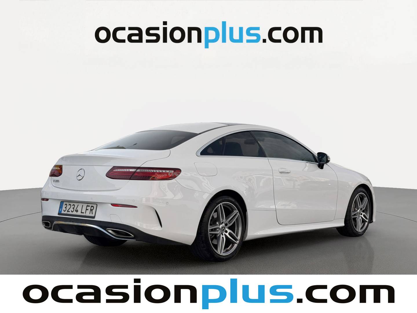 Foto trasera Mercedes Clase E Mercedes Clase E 350 Coupe (299 CV) Pack AMG derecha