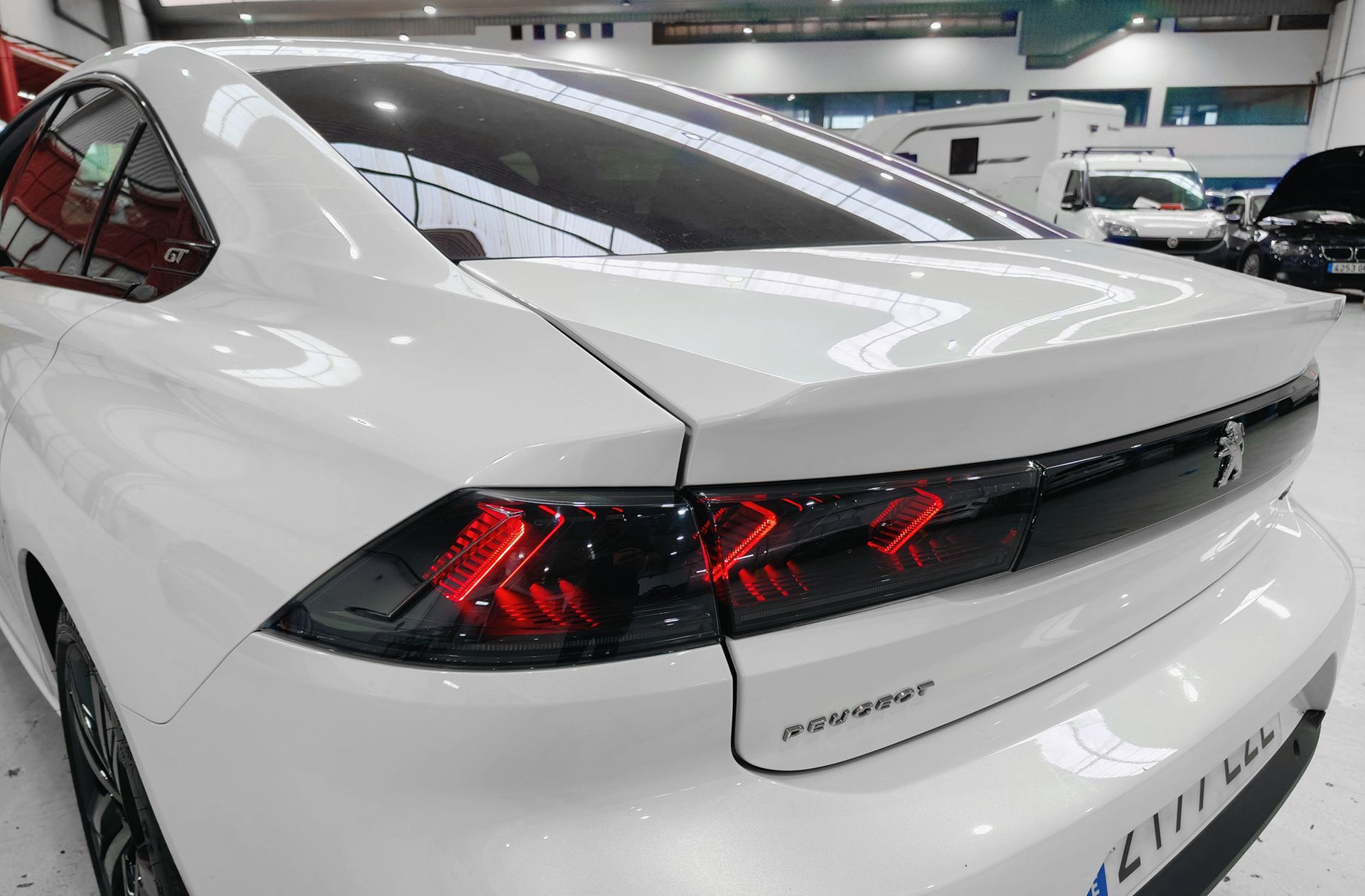 Peugeot 508 BlueHDi 130 GT EAT8 - foto 18