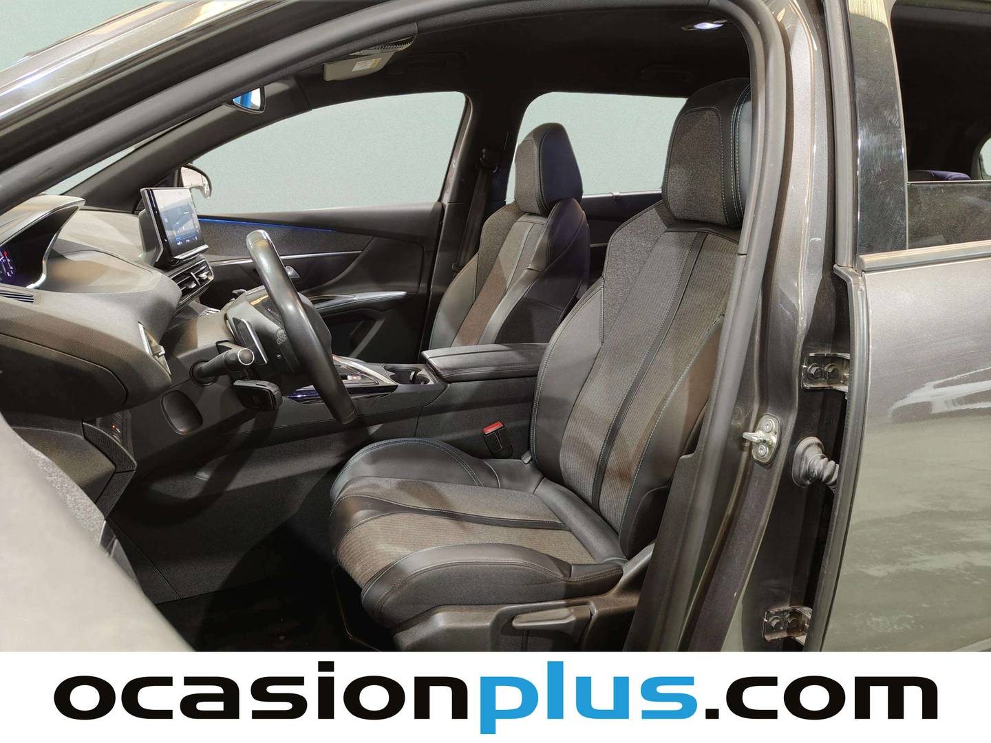 Foto Peugeot 5008 Peugeot 5008 PureTech 130 S&S Allure Pack EAT8 (130 CV) 7 Plazas