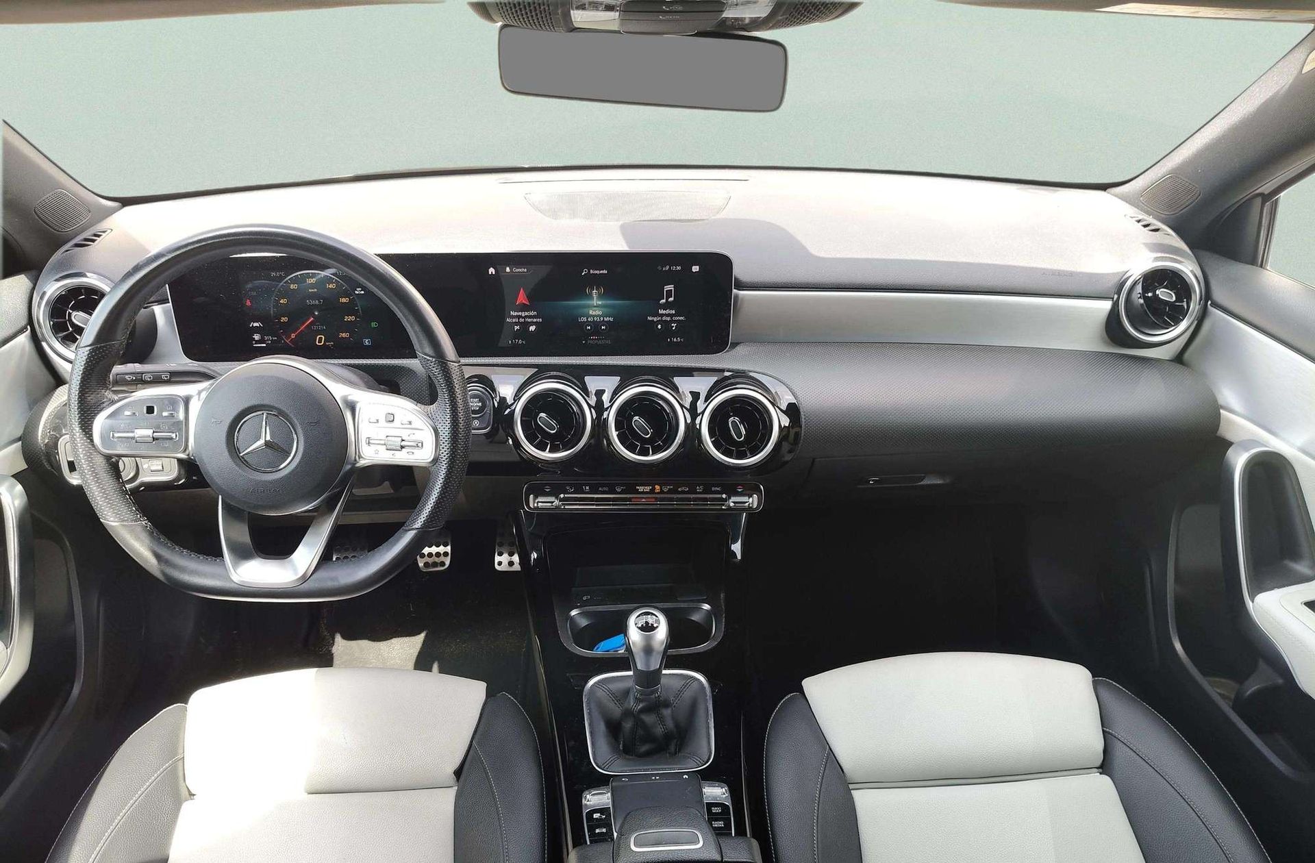 Mercedes-Benz Clase A 180 Pack AMG - foto 6