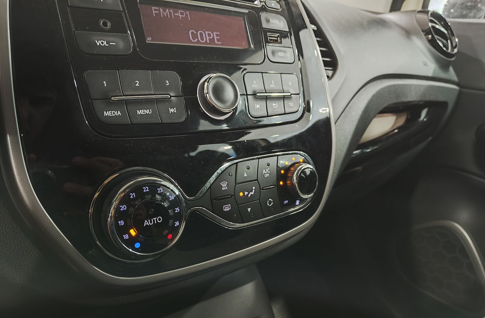 Renault Captur Intens Energy eco2 TCe - foto 26