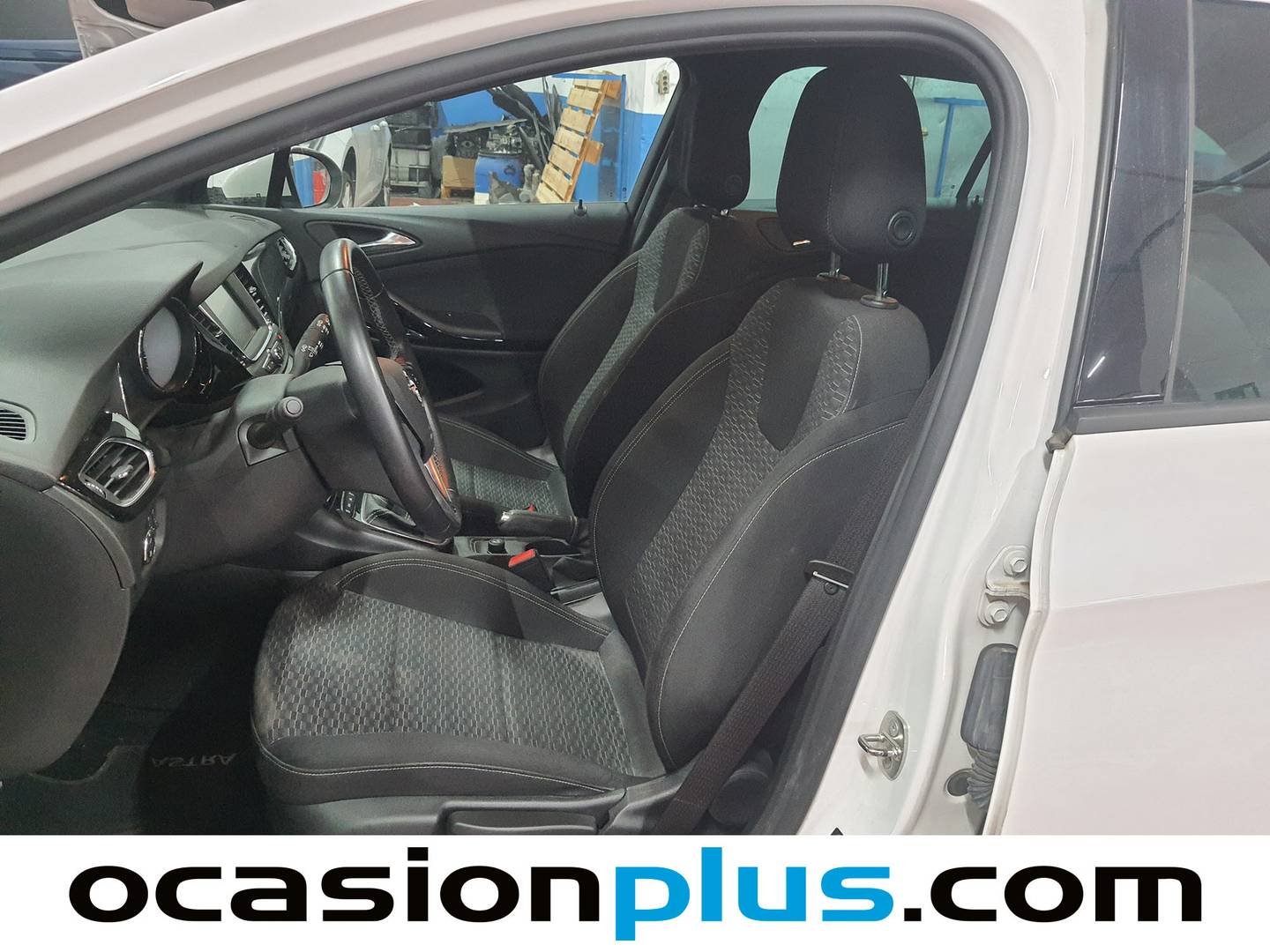 Foto asientos delanteros Opel Astra Opel Astra Sports Tourer 1.4 Turbo S/S Dynamic (125 CV)