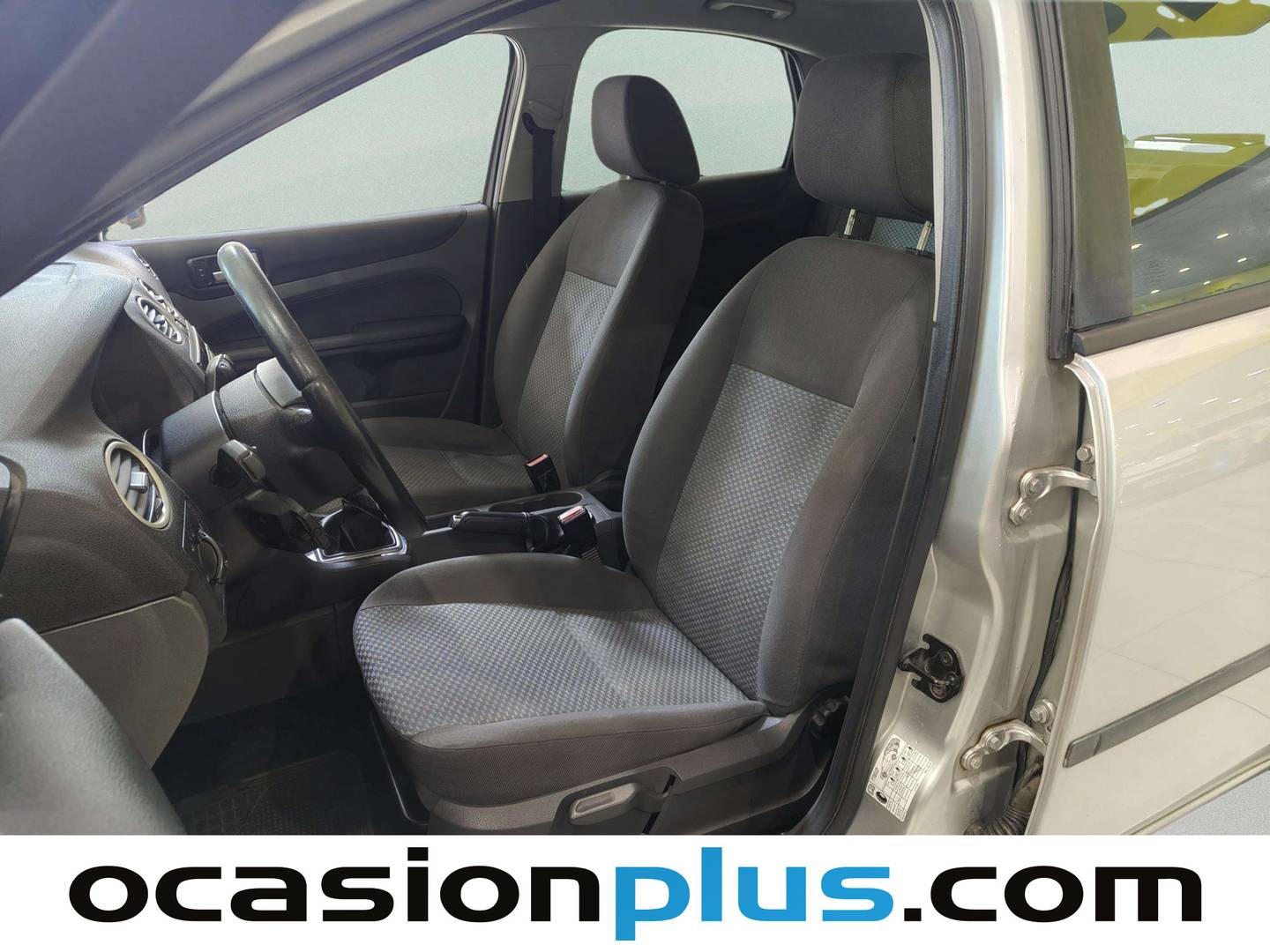 Foto asientos delanteros Ford Focus Ford Focus 1.6 Trend  (100 CV)