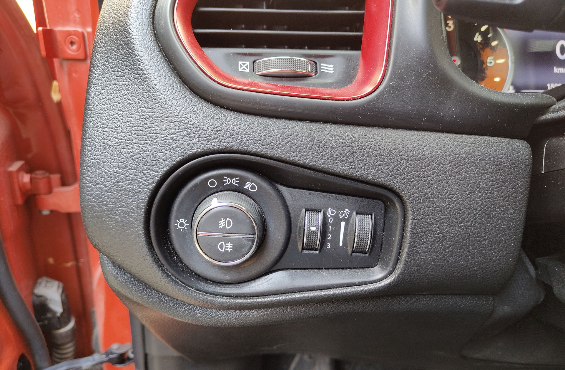 Jeep Renegade 2.0 MultiJet Trailhawk 4x4 AD Low - foto 10