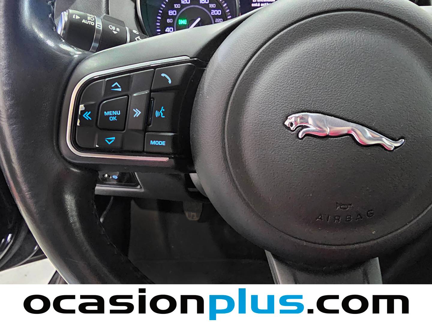 Foto Jaguar XE Jaguar XE 2.0 Diesel XE-Pure (180 CV)