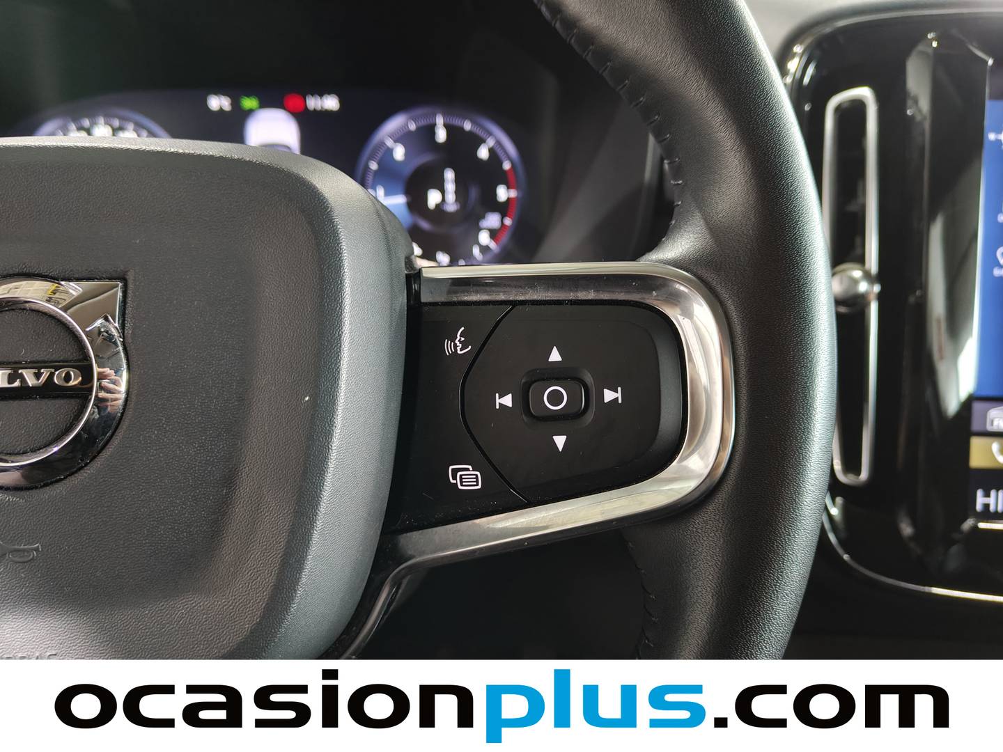 Foto Volvo XC40 Volvo XC40 D4 Business Plus AWD Auto (190 CV)