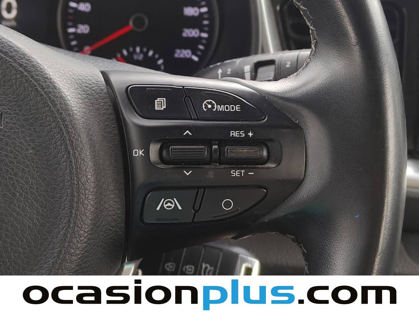 Foto KIA Stonic Kia Stonic 1.0 T-GDi MHEV Drive DCT (120 CV)