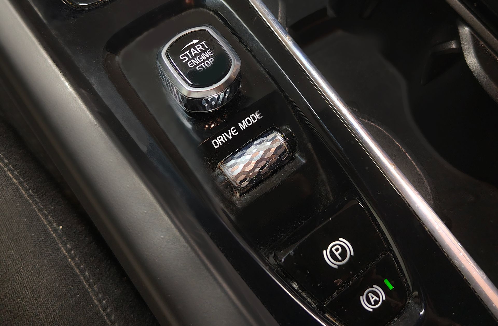 Volvo XC60 T6 Recharge Inscription AWD - foto 34