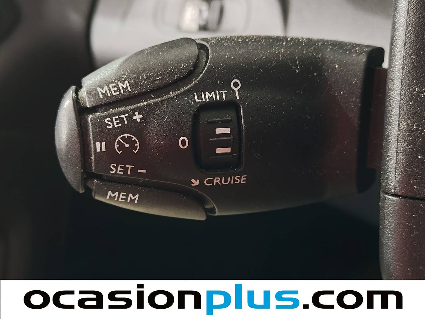 Acabados Citroën Berlingo Citroën Berlingo BlueHDi 100 Talla M Live Pack (102 CV)