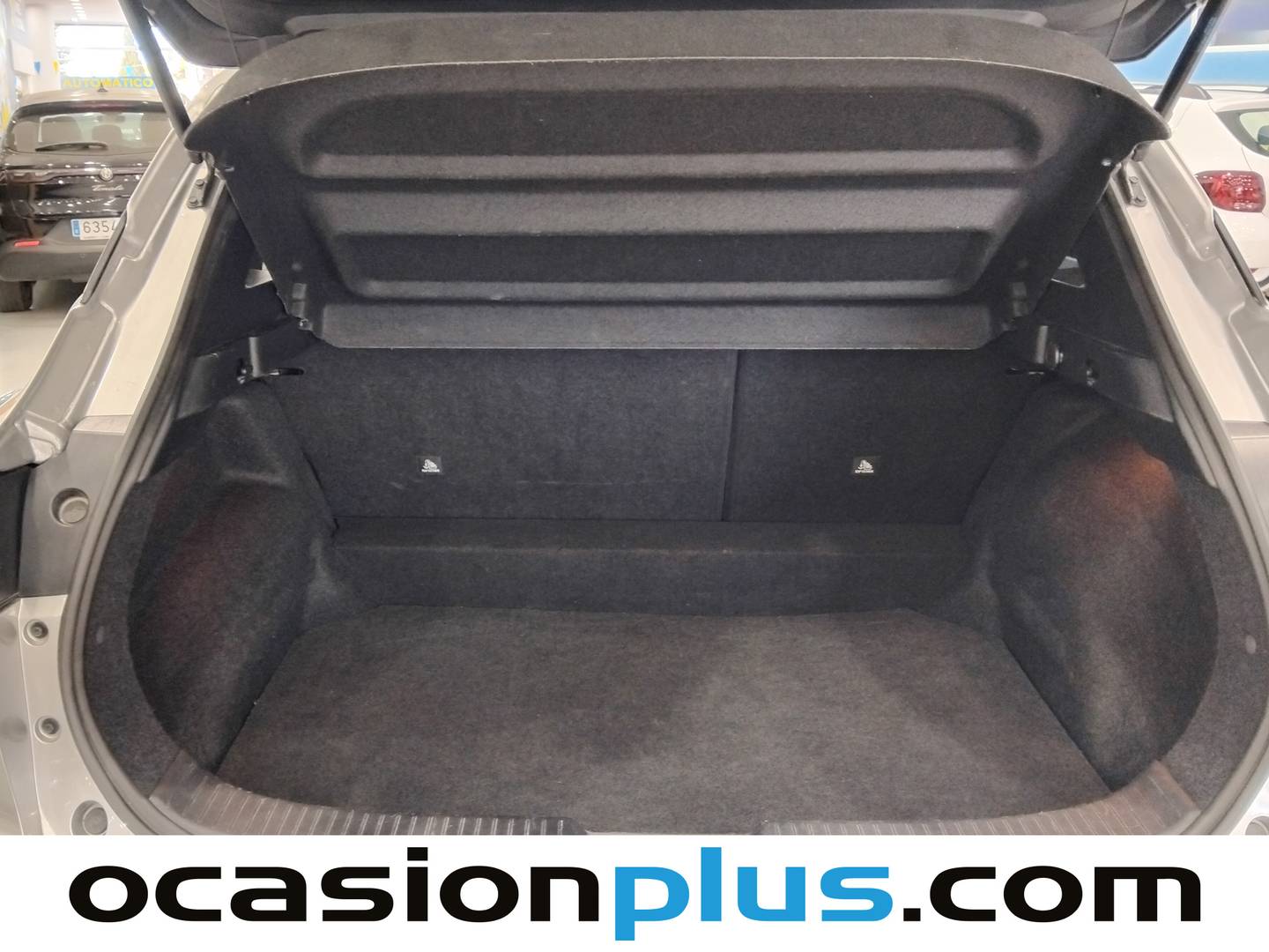 Foto asientos delanteros Nissan QASHQAI Nissan Qashqai DIG-T 158 mHEV Acenta Xtronic (158 CV)