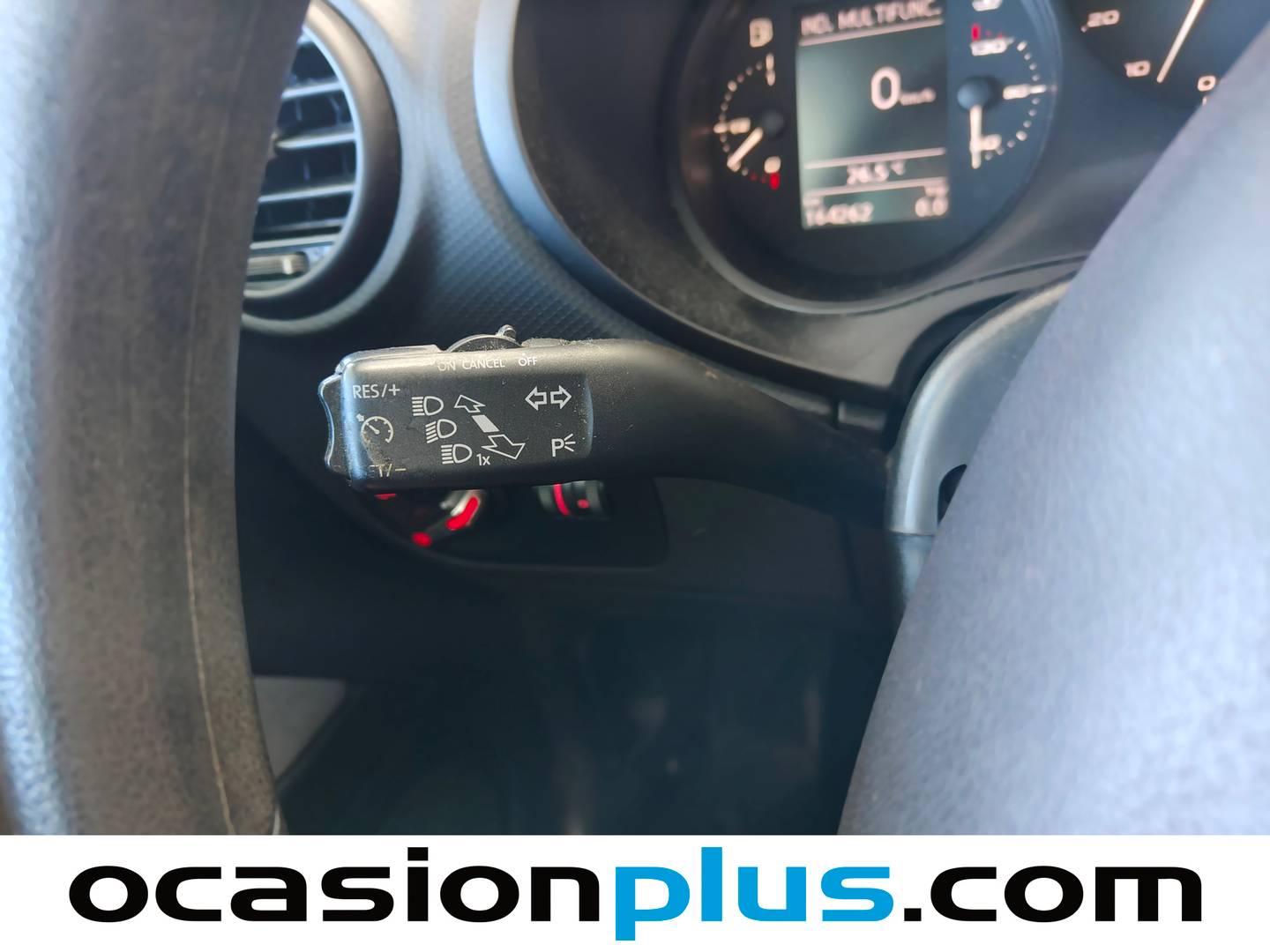 Equipamiento del Seat León Seat León 1.4 TSI Reference (125 CV)