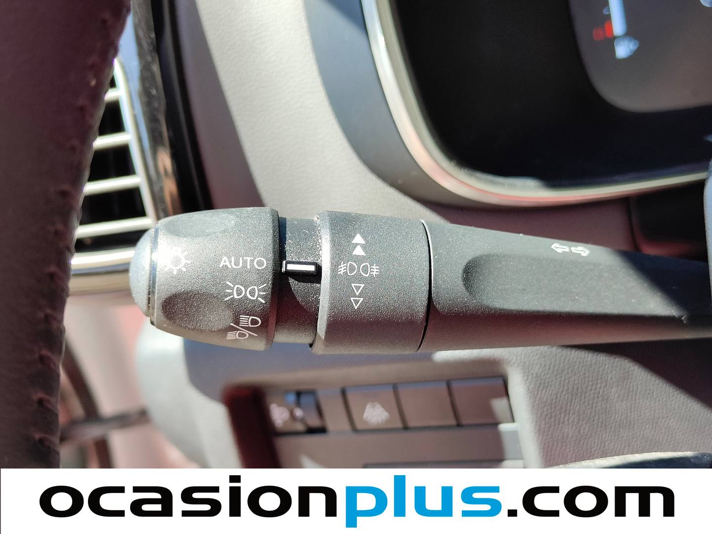 Paquetes del Citroën C5 Aircross Citroën C5 Aircross PureTech 130 S&S Live Pack (131 CV)