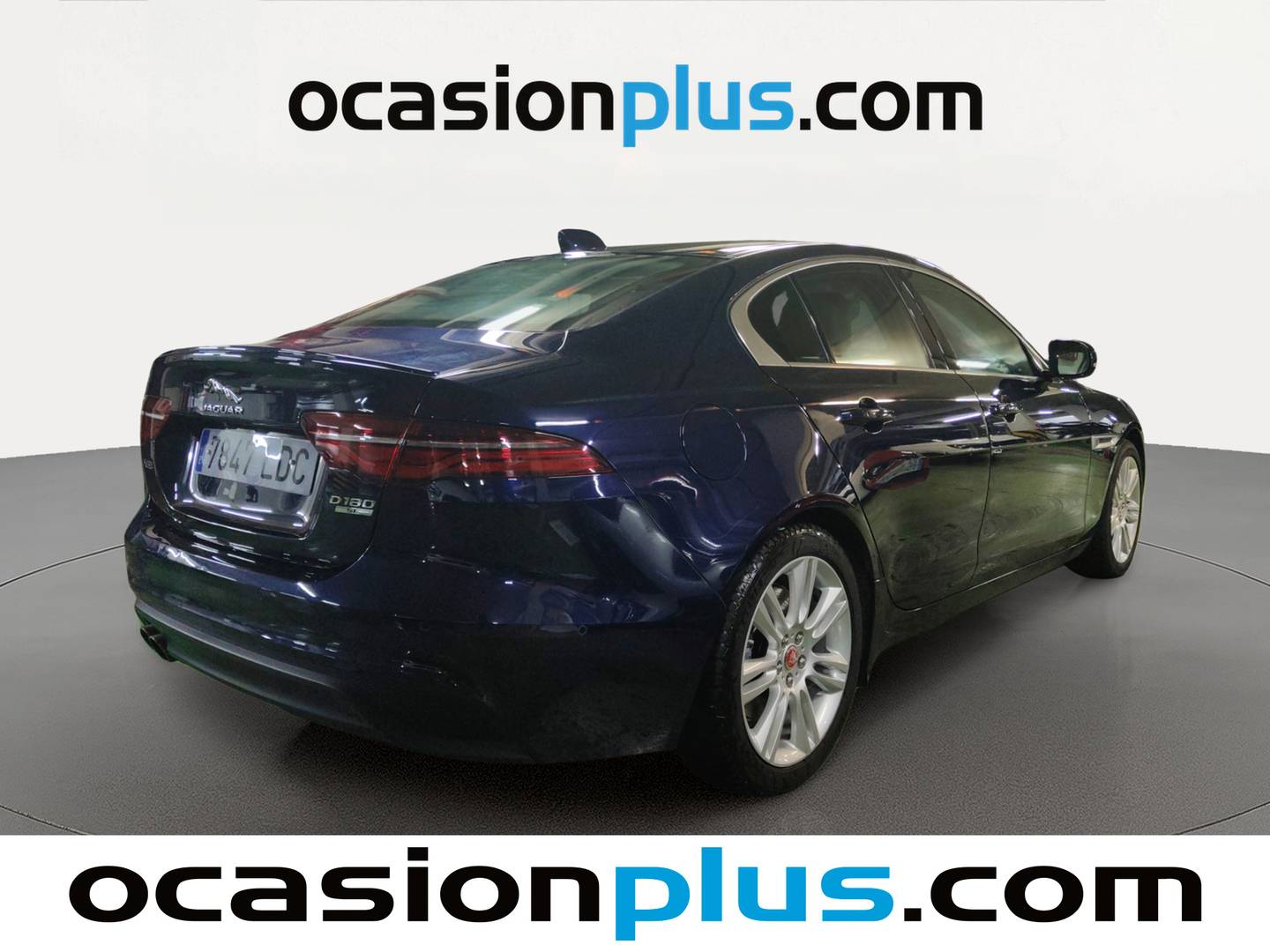 Foto trasera Jaguar XE Jaguar XE 2.0 I4 SE RWD Auto (180 CV) derecha