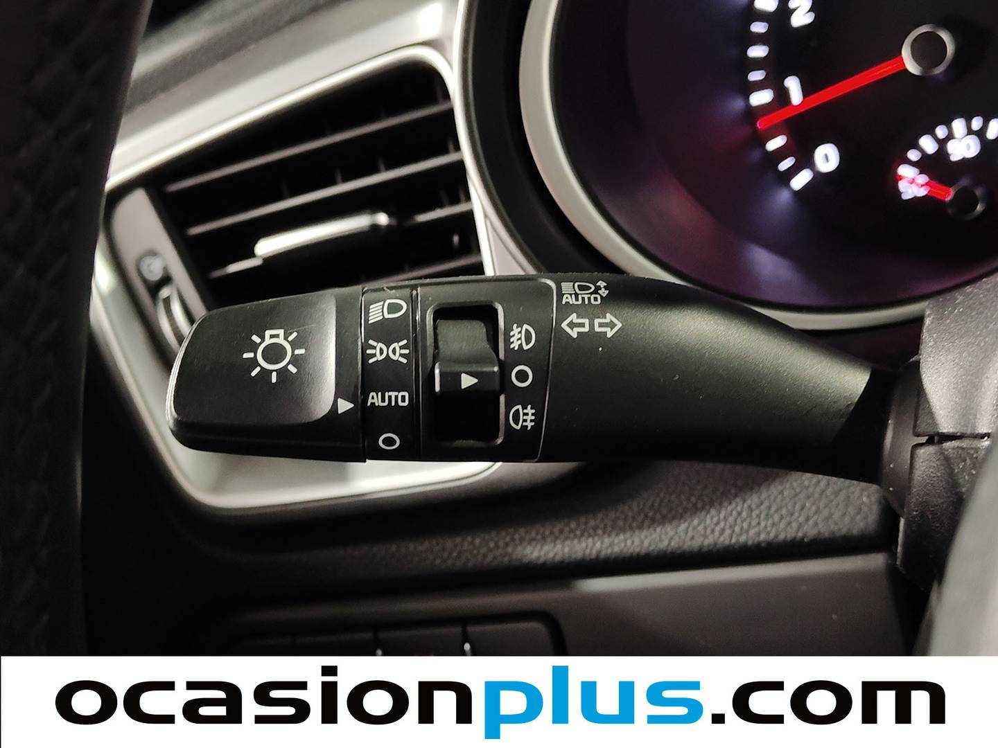 Acabados KIA Ceed Kia Ceed 1.4 CVVT Drive (100 CV)