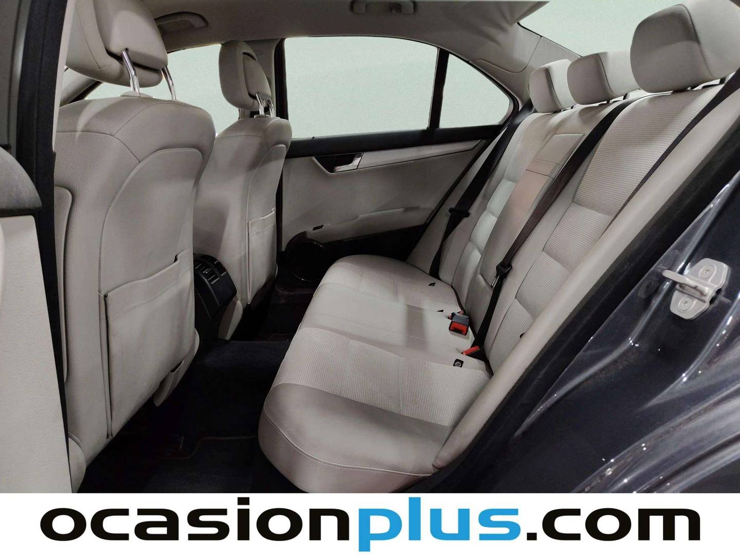 Foto asientos traseros Mercedes Clase C Mercedes Clase C 200 CDI Blue Efficiency Avantgarde (136 CV)