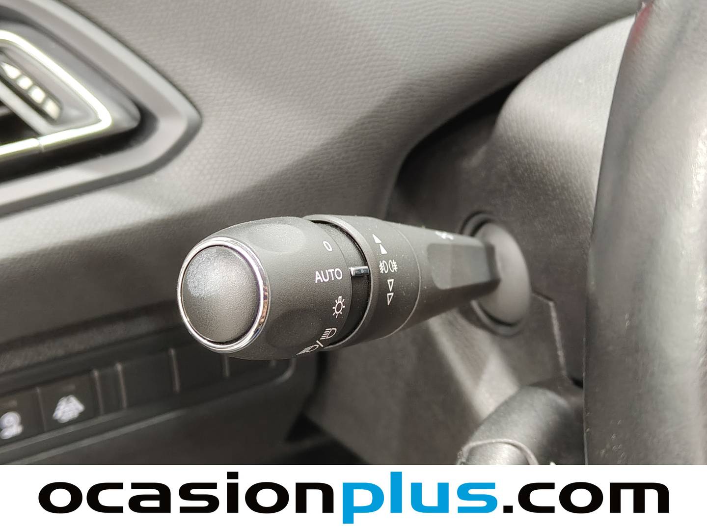 Foto Peugeot 308 Peugeot 308 PureTech 110 S&S Style (110 CV)