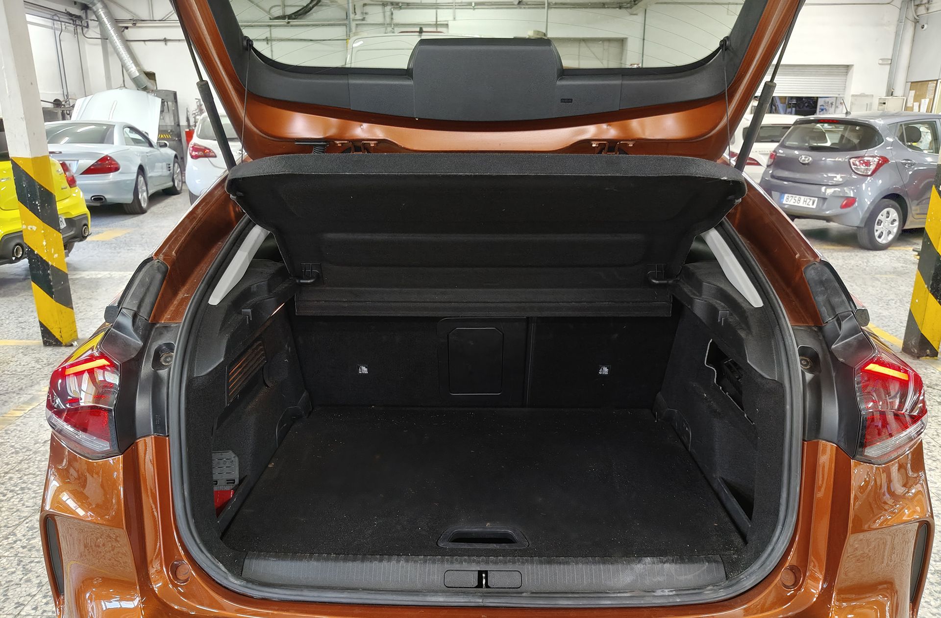 Citroën C4 BlueHDi 130 Shine EAT8 - foto 19