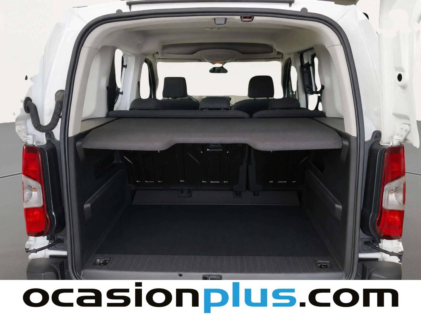 Foto asientos traseros Opel Combo Life Opel Combo Life 1.5 TD S&S Expression L (102 CV)