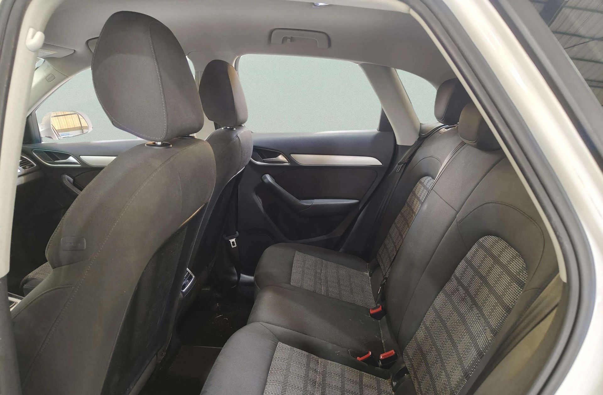 Audi Q3 sport edition 2.0 TDI - foto 11