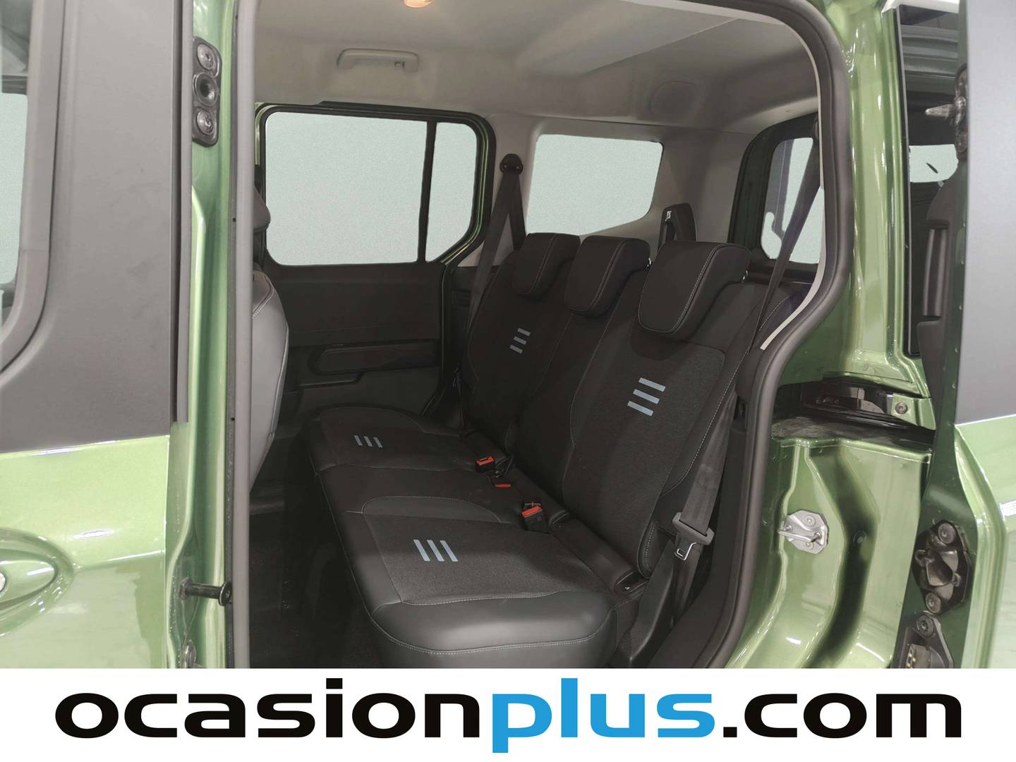 Foto asientos traseros Ford Tourneo Courier Ford Tourneo Courier 1.0 Ecoboost Active Auto (125 CV)