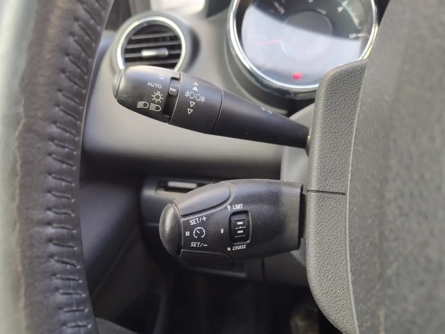 Foto Peugeot 5008 Peugeot 5008 1.6 HDI FAP Premium (110 CV)