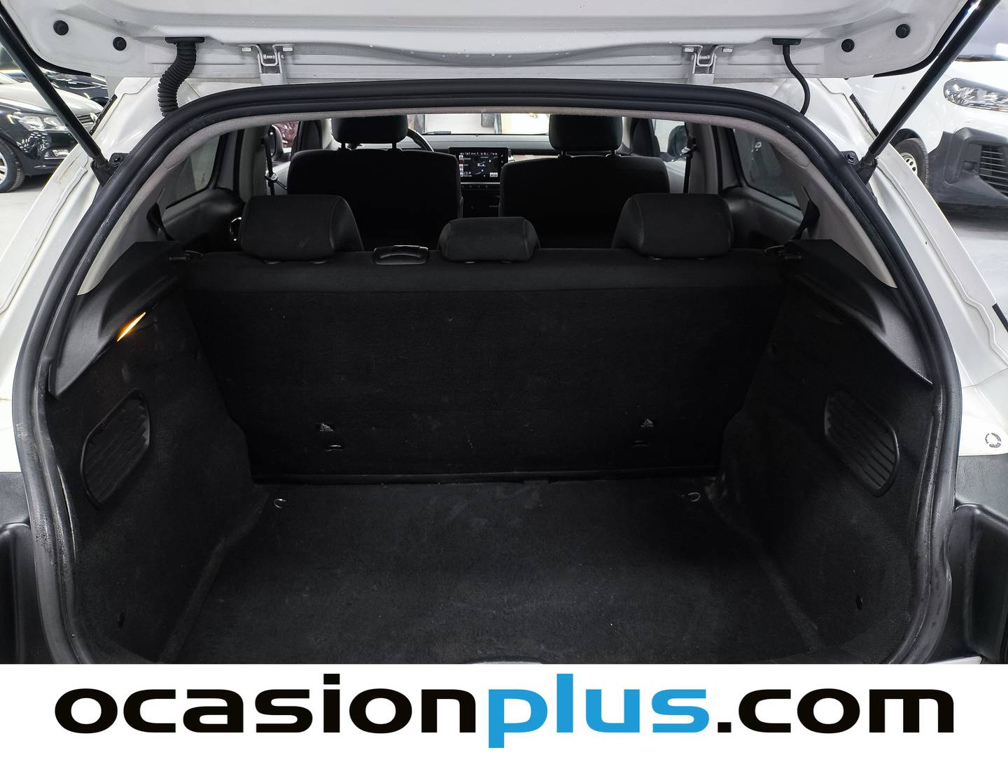 Fotos maletero Citroën C4 Cactus Citroën C4 Cactus PureTech 110 S&S Feel Edition (110 CV)