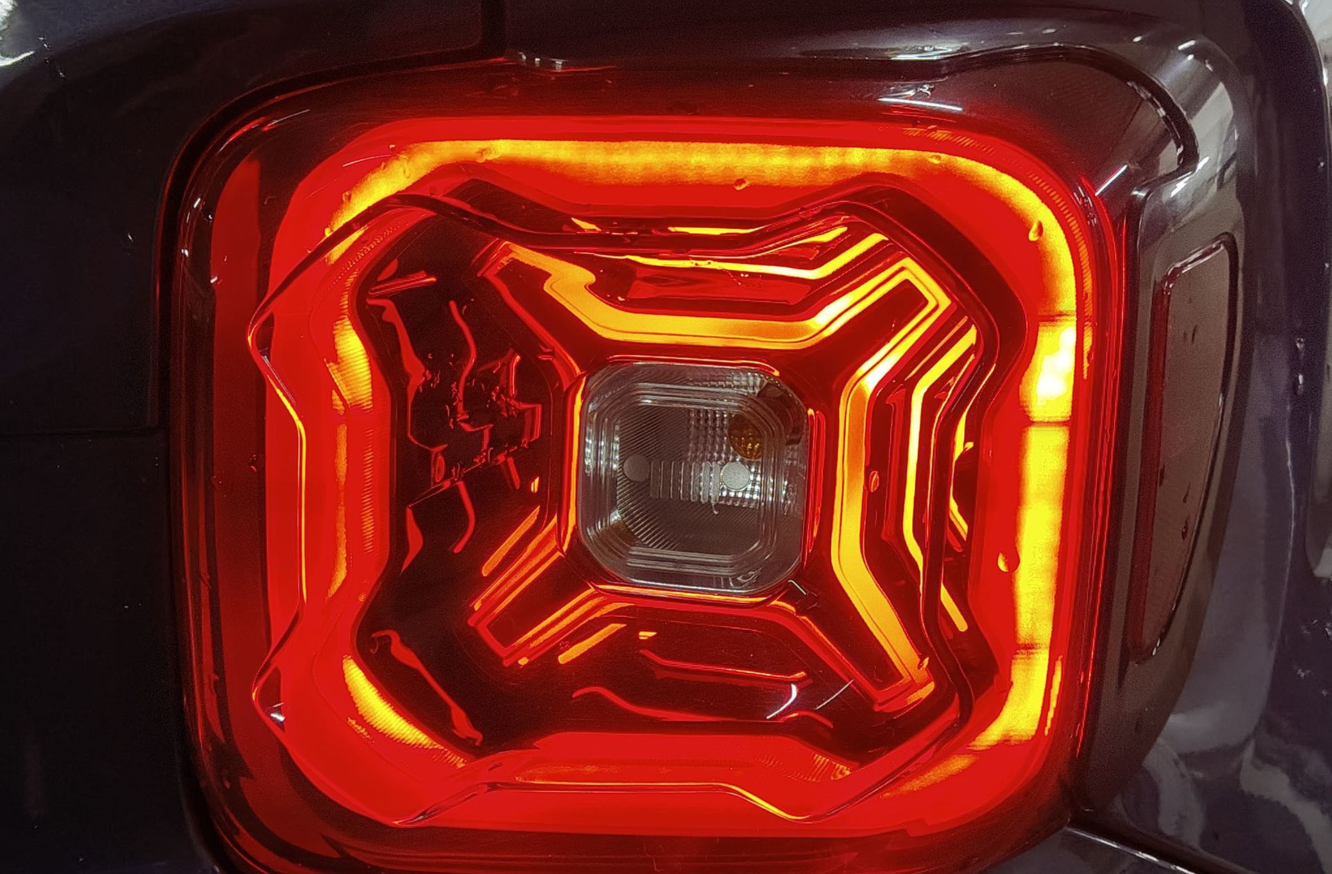 Jeep Renegade eHybrid 1.5 Altitude DCT - foto 20