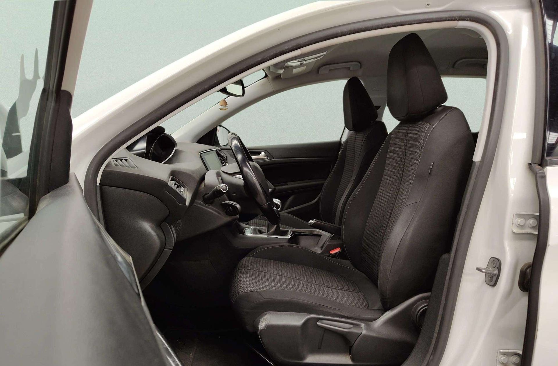 Peugeot 308 SW BlueHDi 130 Active - foto 10