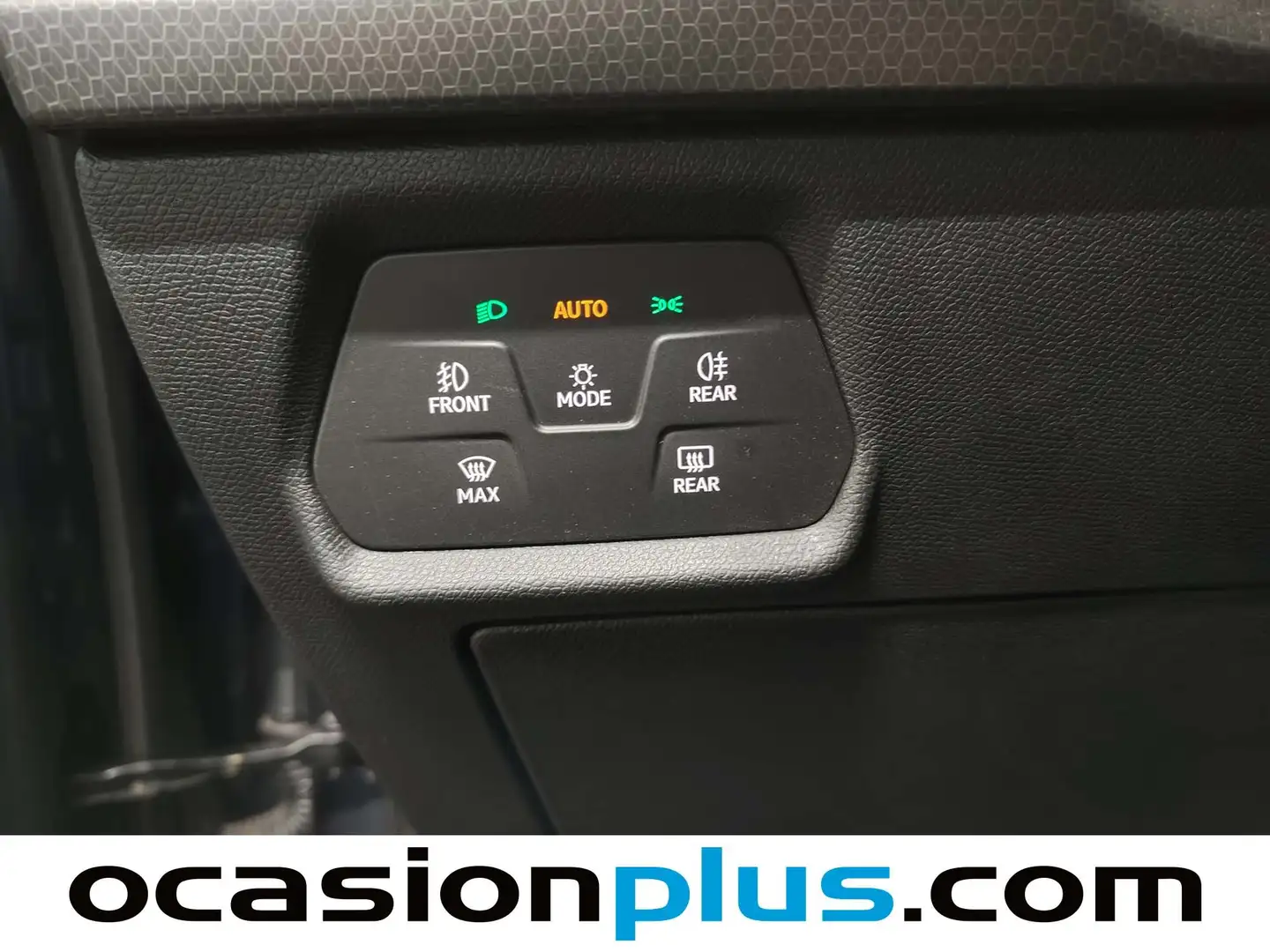 Foto Seat León SEAT León 1.5 TSI S&S Style 25 Aniversario  (116 CV)