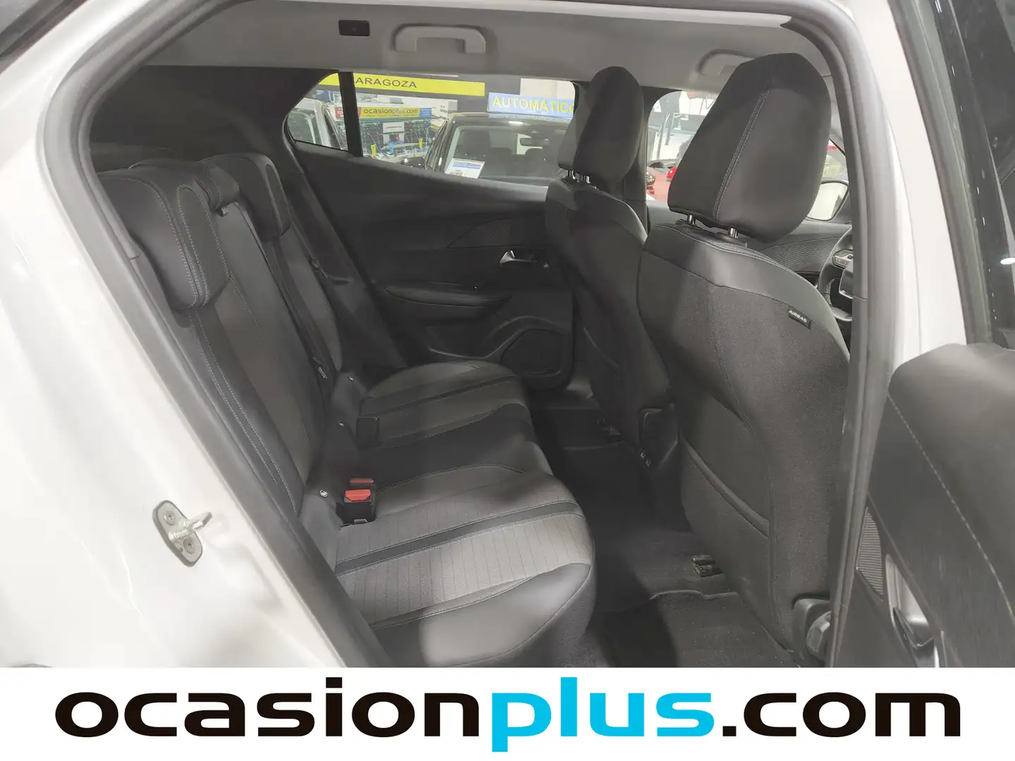 Foto Peugeot 2008 Peugeot 2008 BlueHDi 110 Allure (110 CV)