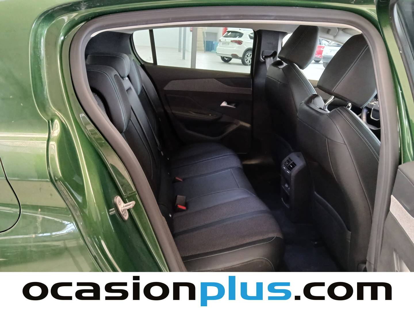 Foto Peugeot 308 Peugeot 308 PureTech 130 S&S Allure Pack EAT8 (130 CV)