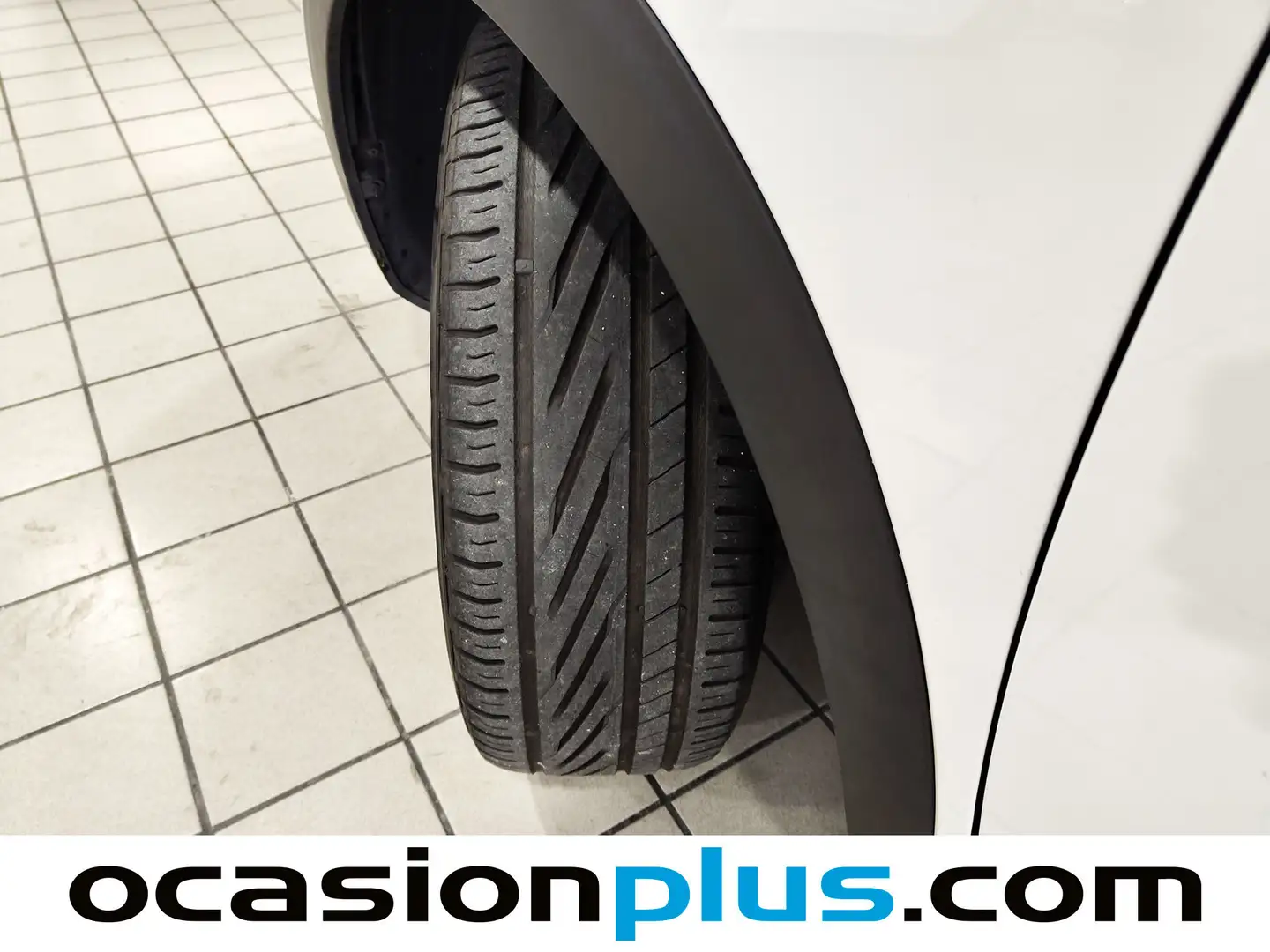 Foto Peugeot 3008 Peugeot 3008 PureTech 130 Allure EAT8 (130 CV)