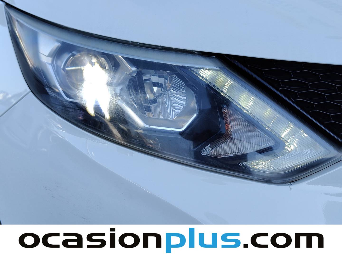 Acabados Nissan QASHQAI Nissan Qashqai 1.6 dCi Tekna Premium 4x2 XTronic (130 CV)