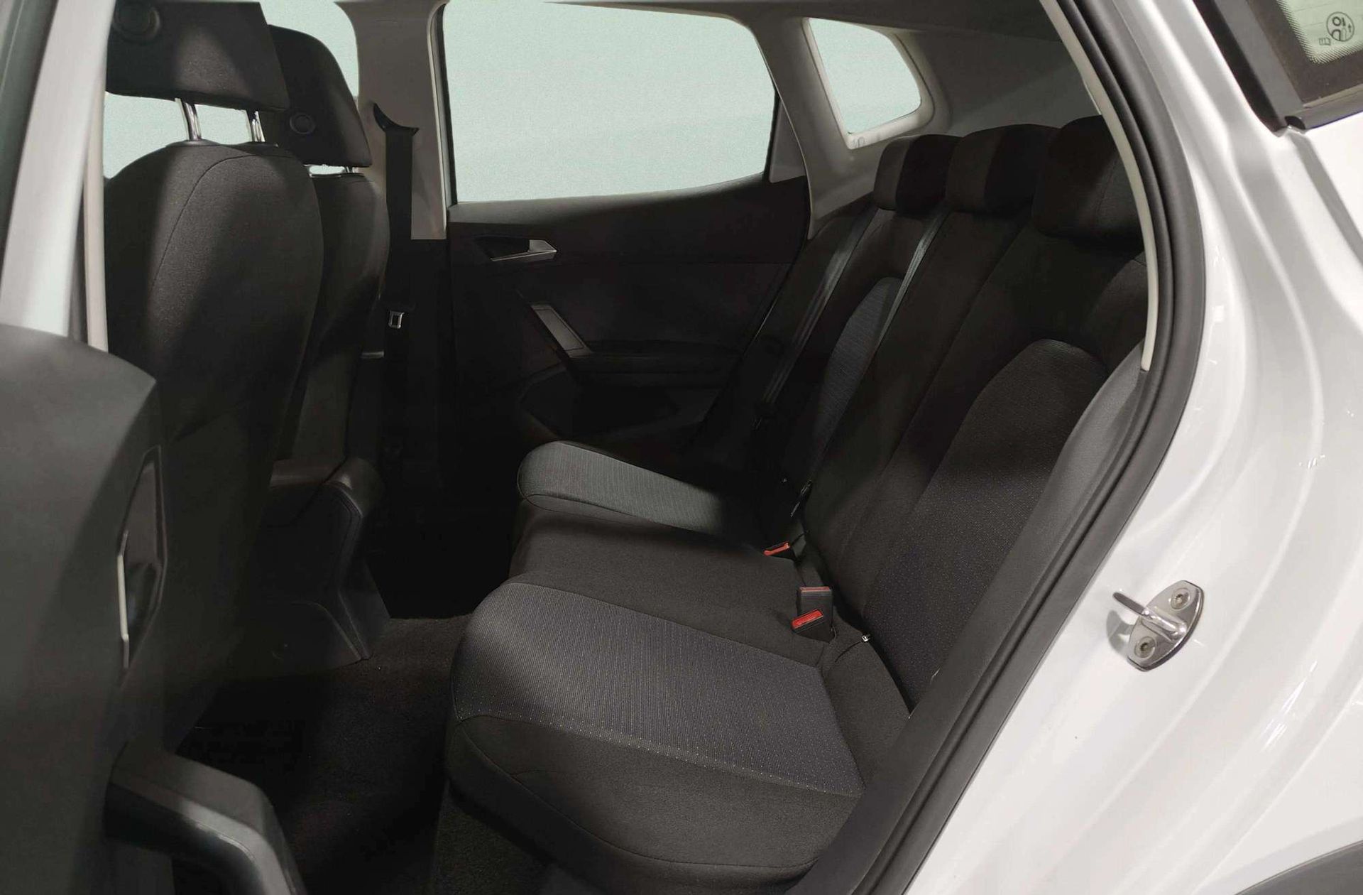 SEAT Arona 1.0 TSI Style XL DSG - foto 11