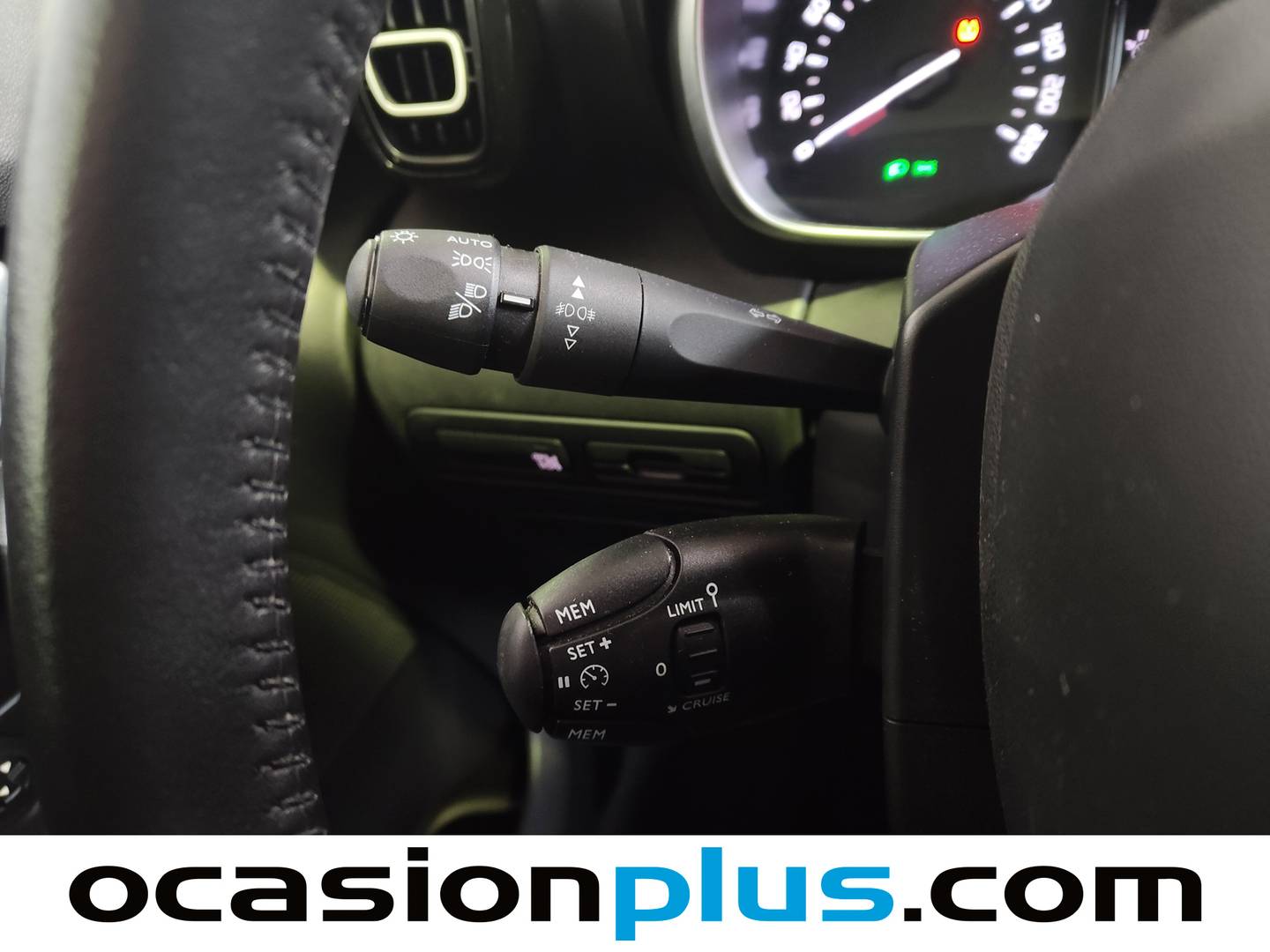 Foto Citroën C3 Aircross Citroen C3 Aircross PureTech 130 Shine Pack EAT6  (131 CV)