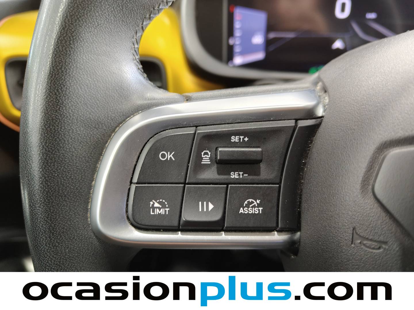 Foto Jeep Avenger Jeep Avenger 1.2 G Summit (100 CV)