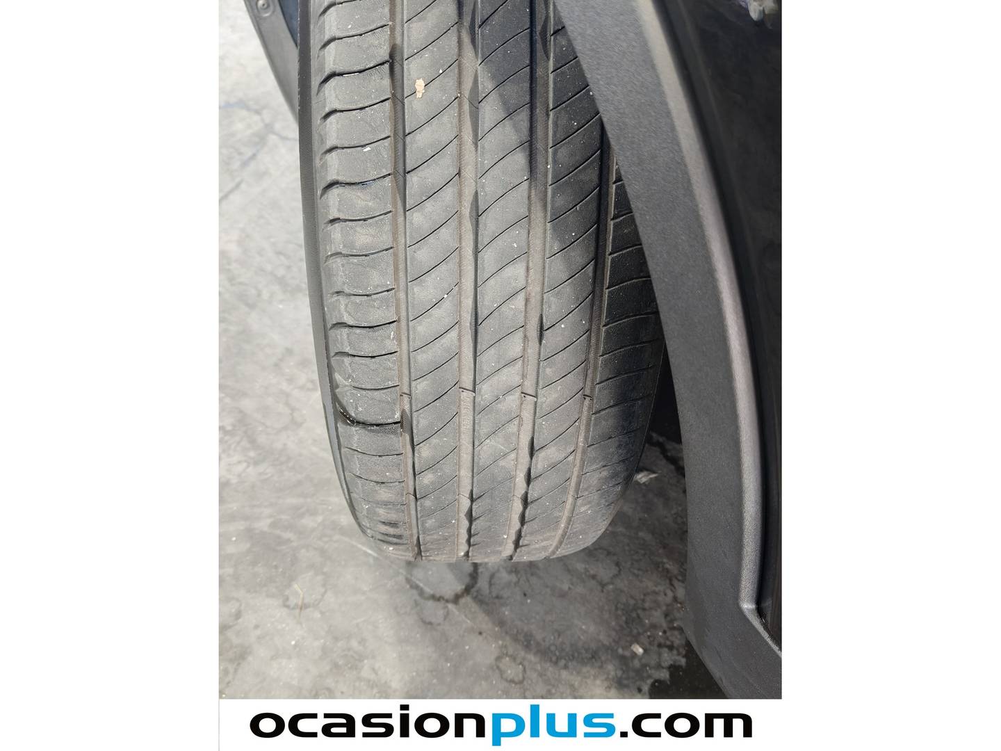 Volvo XC40 Volvo XC40 T2 Momentum Core (129 CV) seminuevo