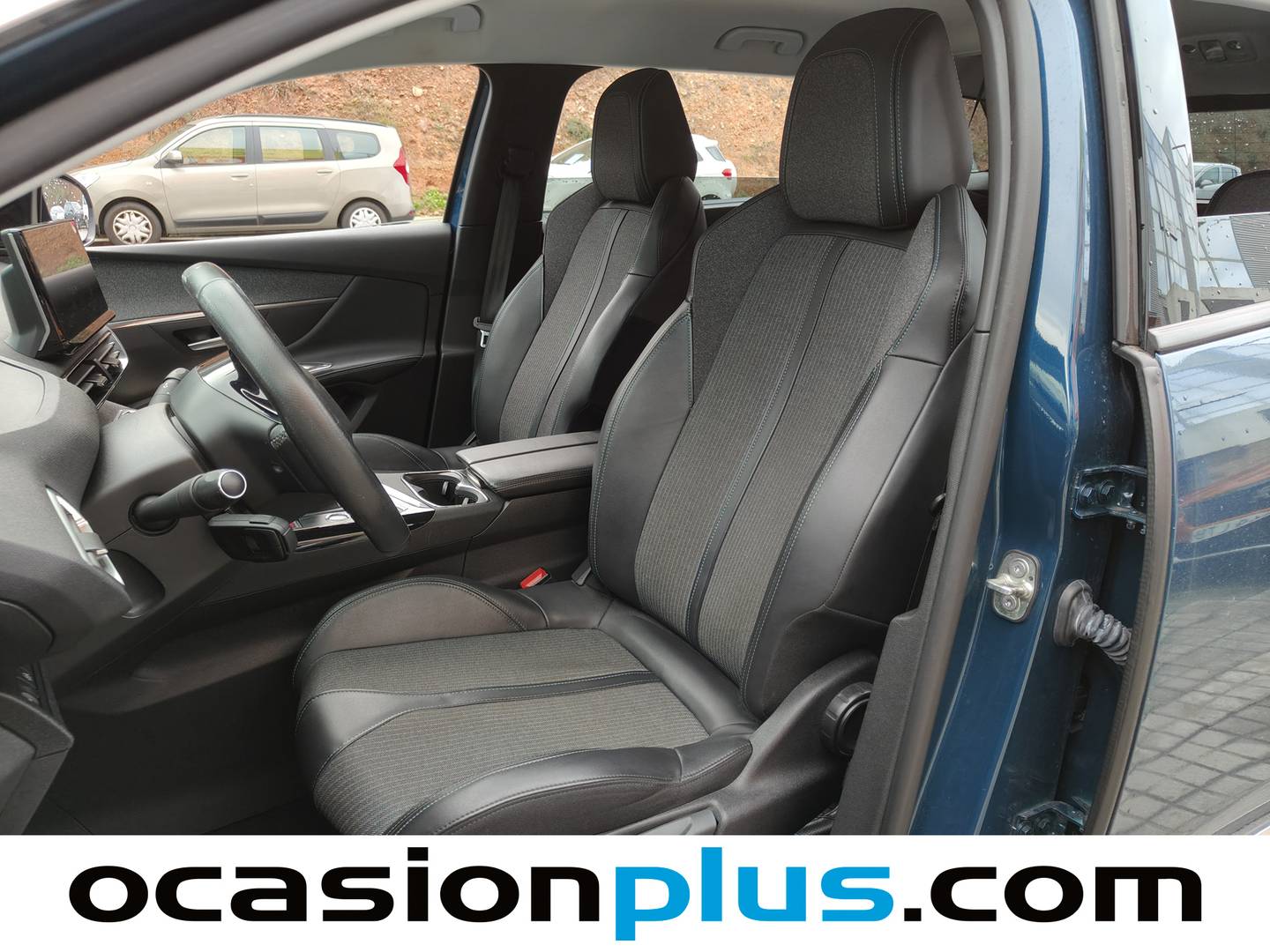 Foto Peugeot 5008 Peugeot 5008 BlueHDI 130 S&S Allure Pack (130 CV) 7 Plazas