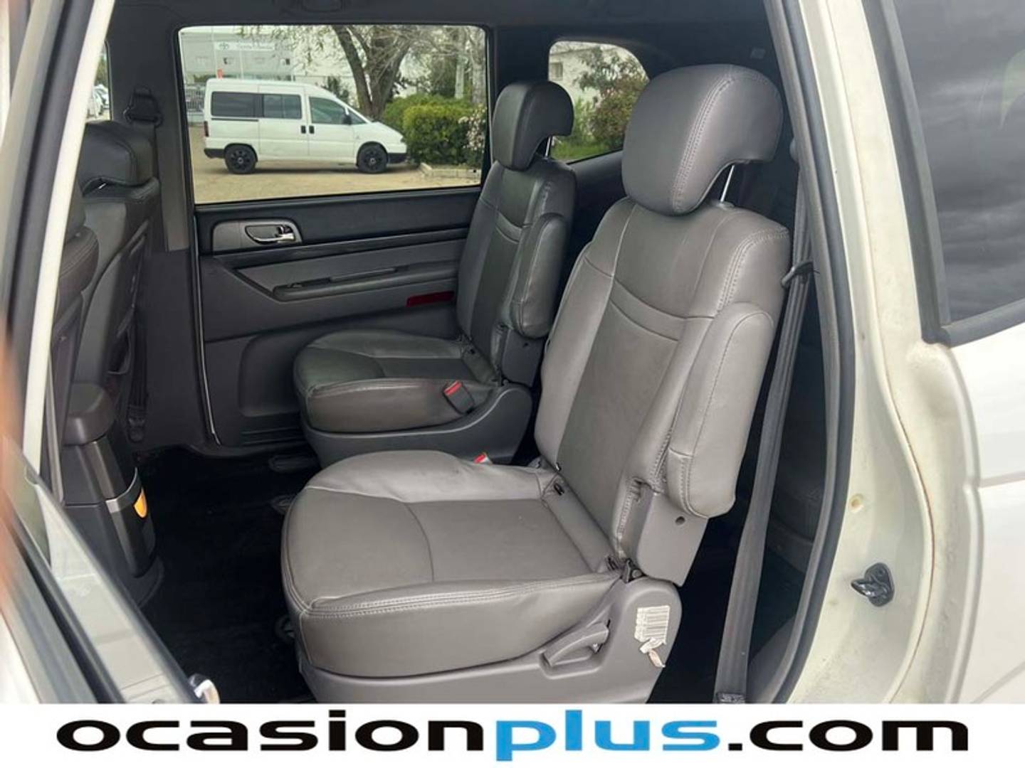 Foto SsangYong Rodius Ssangyong Rodius 2.0 e-Xdi Limited (155 CV)