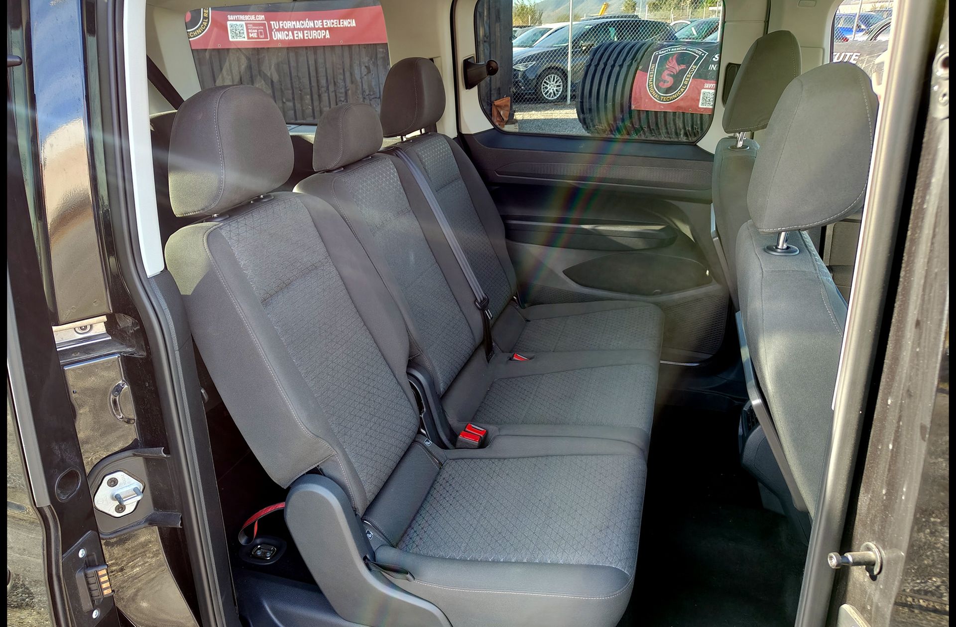 Ford Grand Tourneo Connect 2.0 EcoBlue Titanium - foto 20