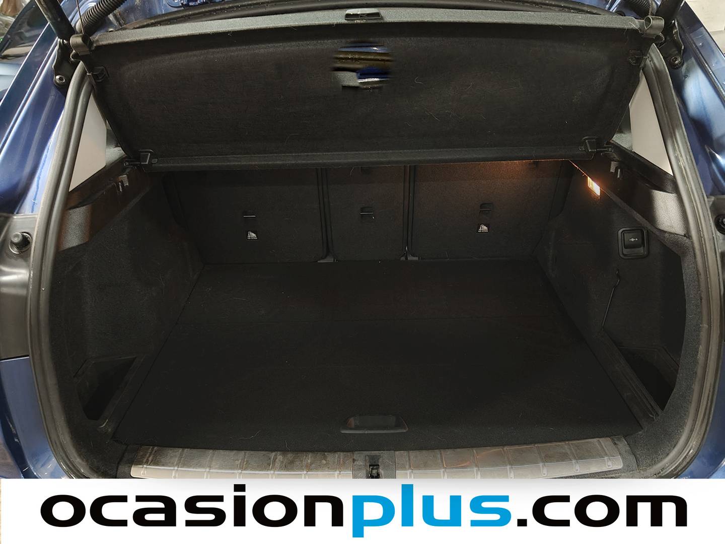 Fotos maletero BMW X1 BMW X1 sDrive18d (150 CV)