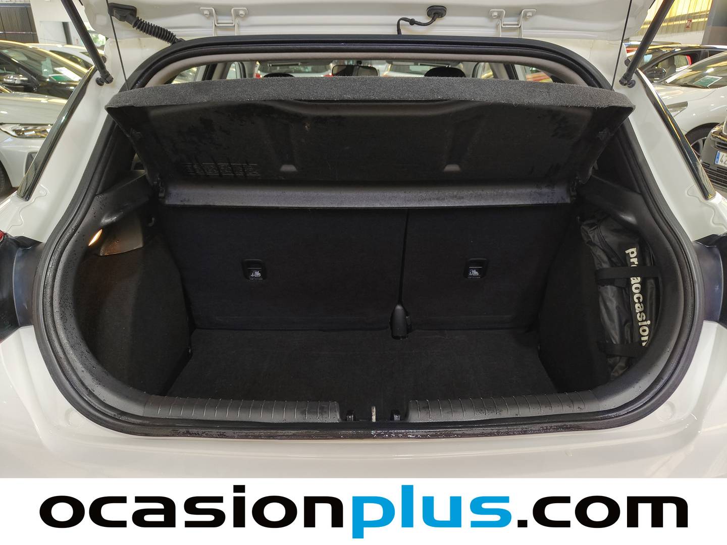 Fotos maletero Hyundai i20 Hyundai i20 1.2 MPI Essence LE (75 CV)
