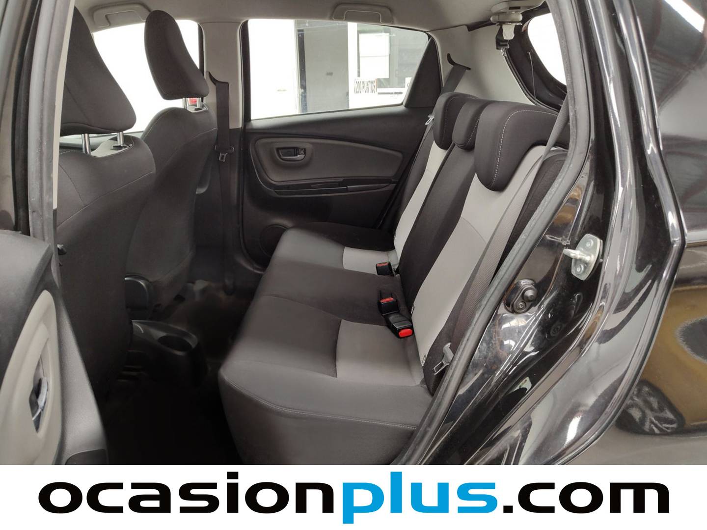 Foto asientos traseros Toyota Yaris Toyota Yaris 1.0 Active (69 CV)