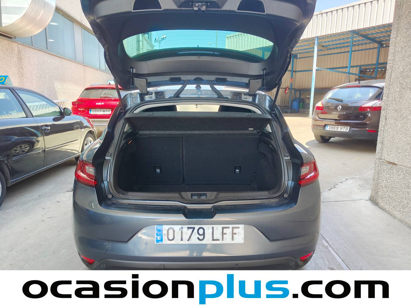 Fotos maletero Renault Mégane Renault Megane Limited TCe  (140 CV) GPF