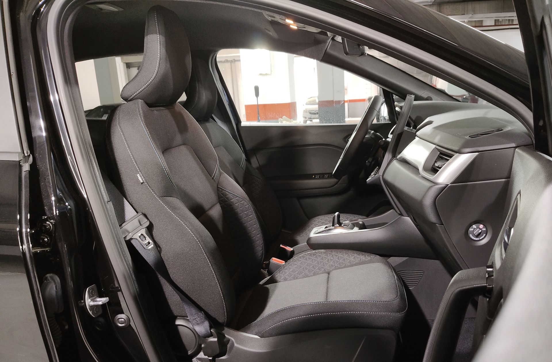 Renault Captur Evolution E-Tech full hybrid - foto 17