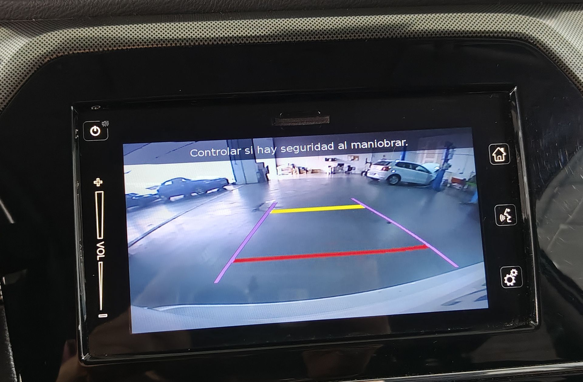 Suzuki Vitara 1.5 Hybrid GLX Strong 4WD - foto 11