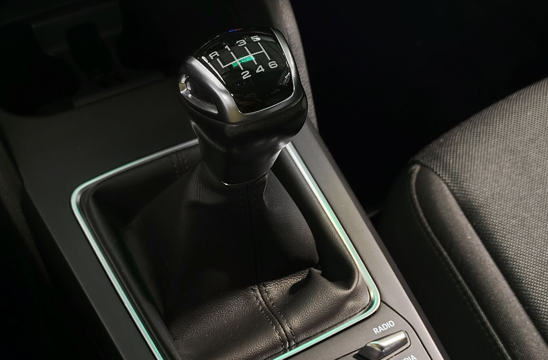 Audi Q2 30 TDI - foto 5